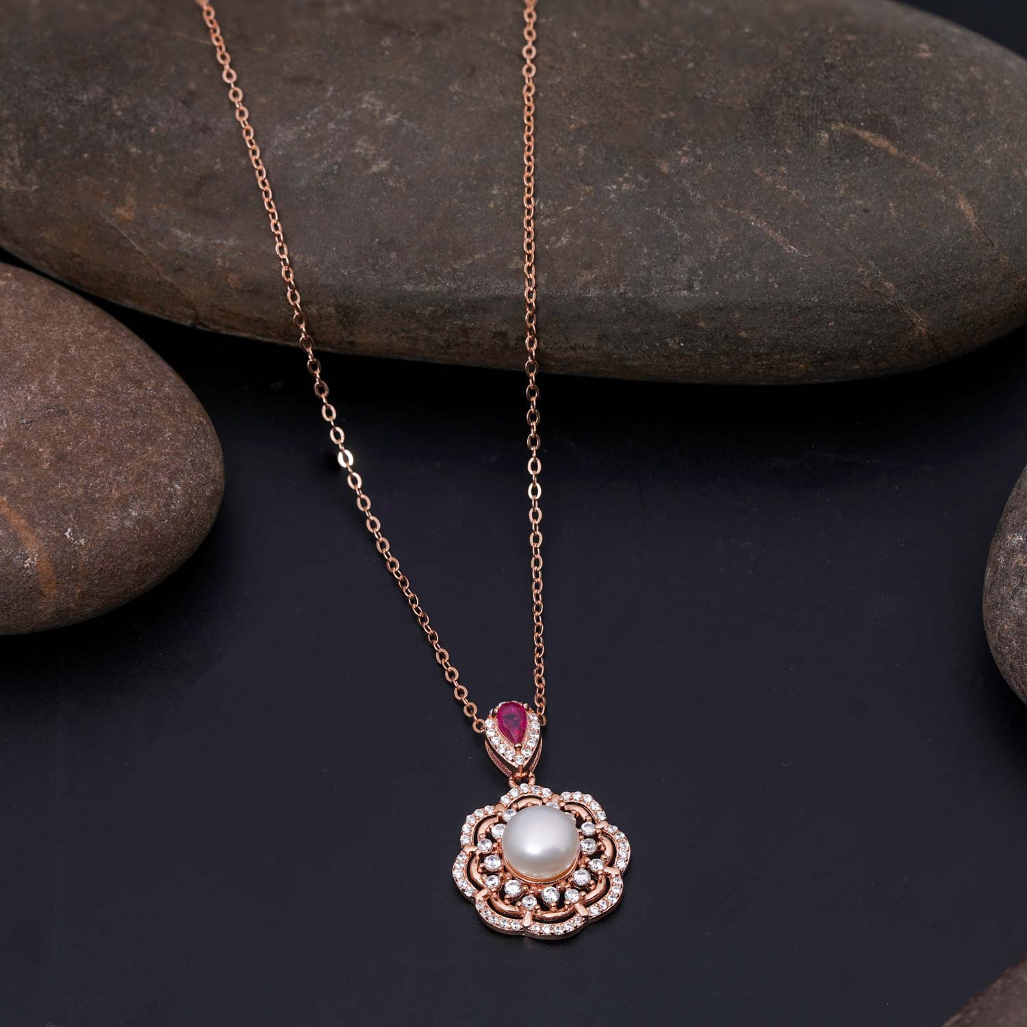 Charming Rose Gold Floral Pendent with Chain 92.5 Sterling Silver Ivanah Silver