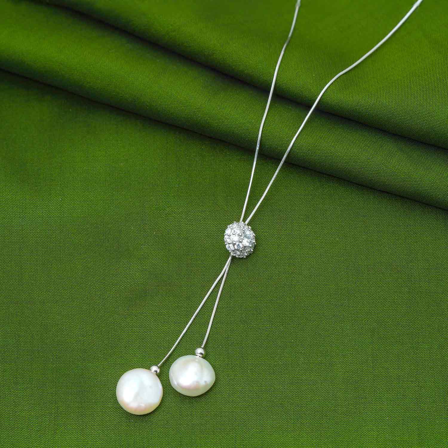 Wondrous Circle Pearl Pendent Chain with 92.5 Sterling Silver Ivanah Silver