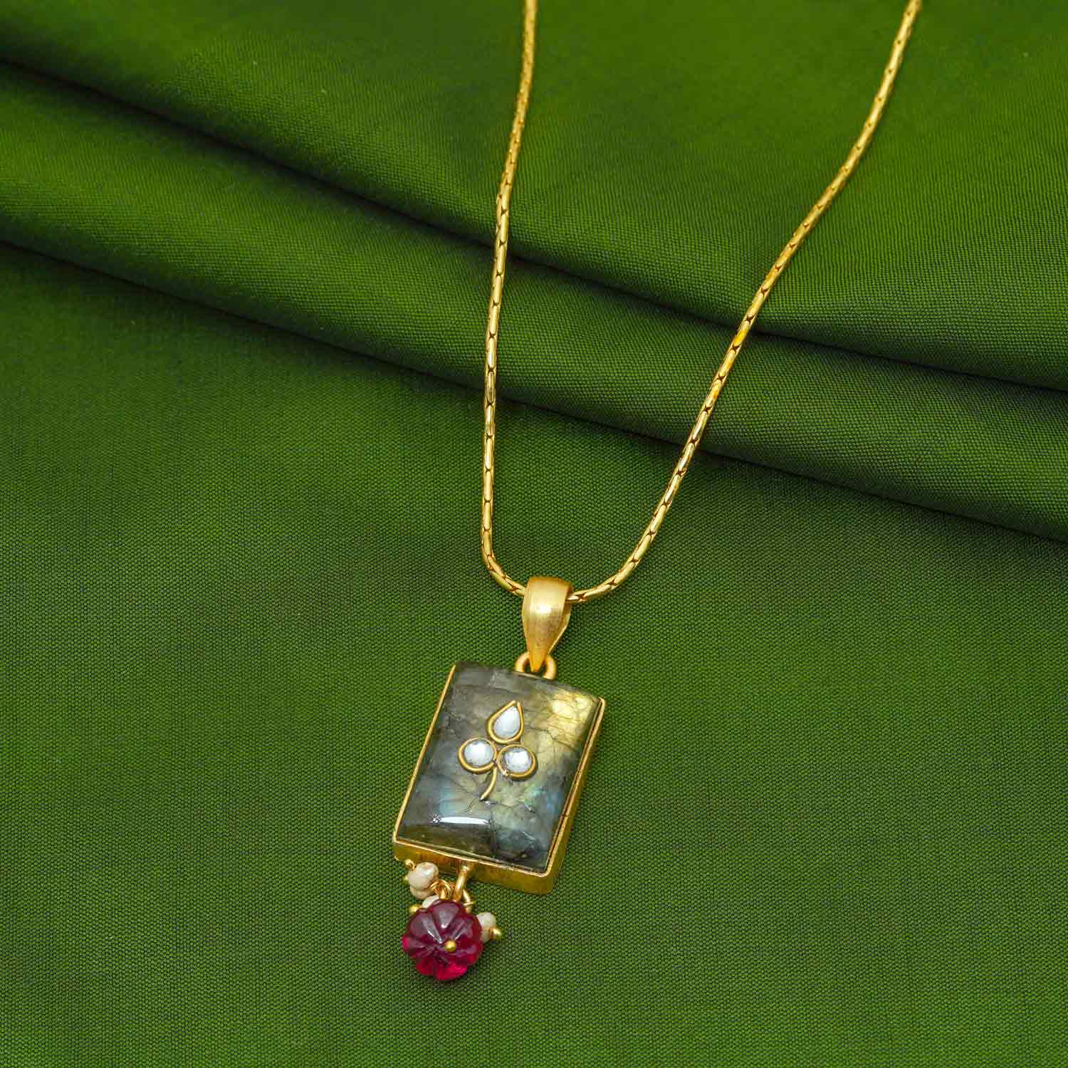 Timeless Classic Gold Polish Fancy Chain with 92.5 Sterling Silver Ivanah Silver