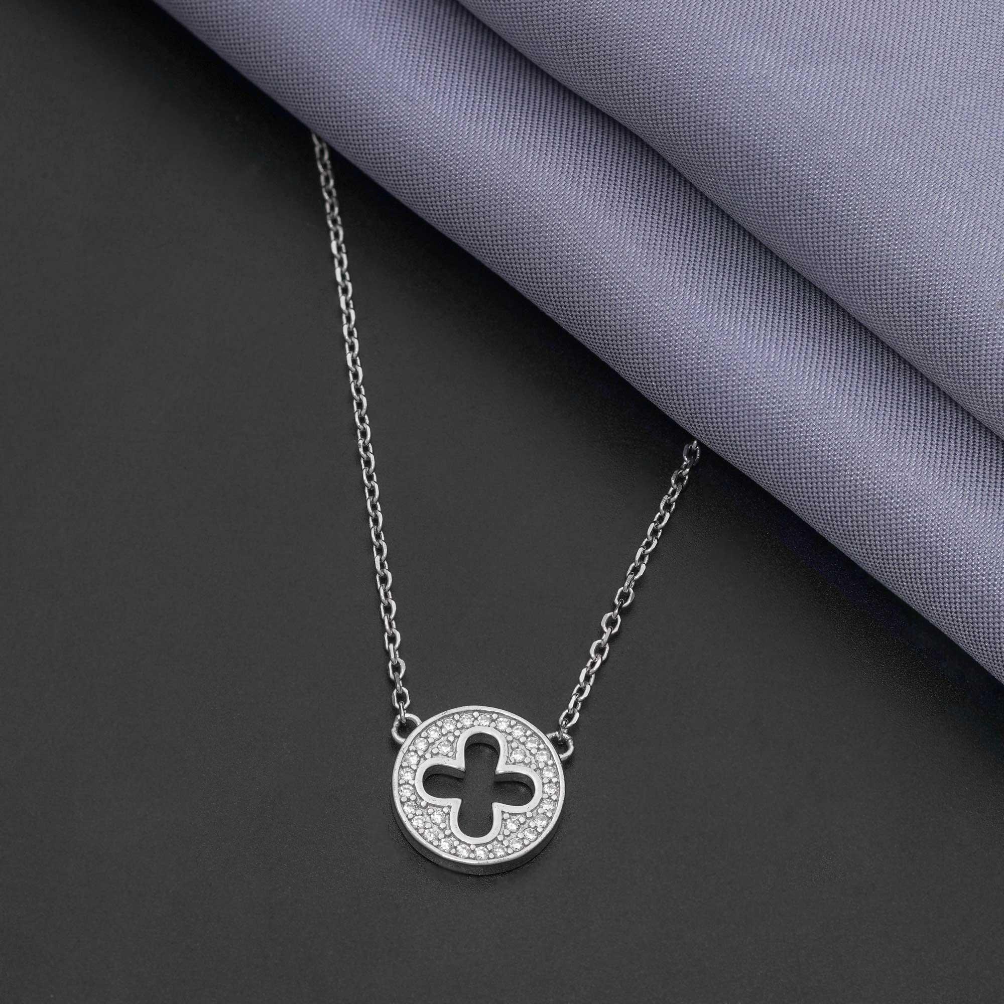 92.5 Sterling Silver Circular Clover Pendant Chain - Ivanah Silver