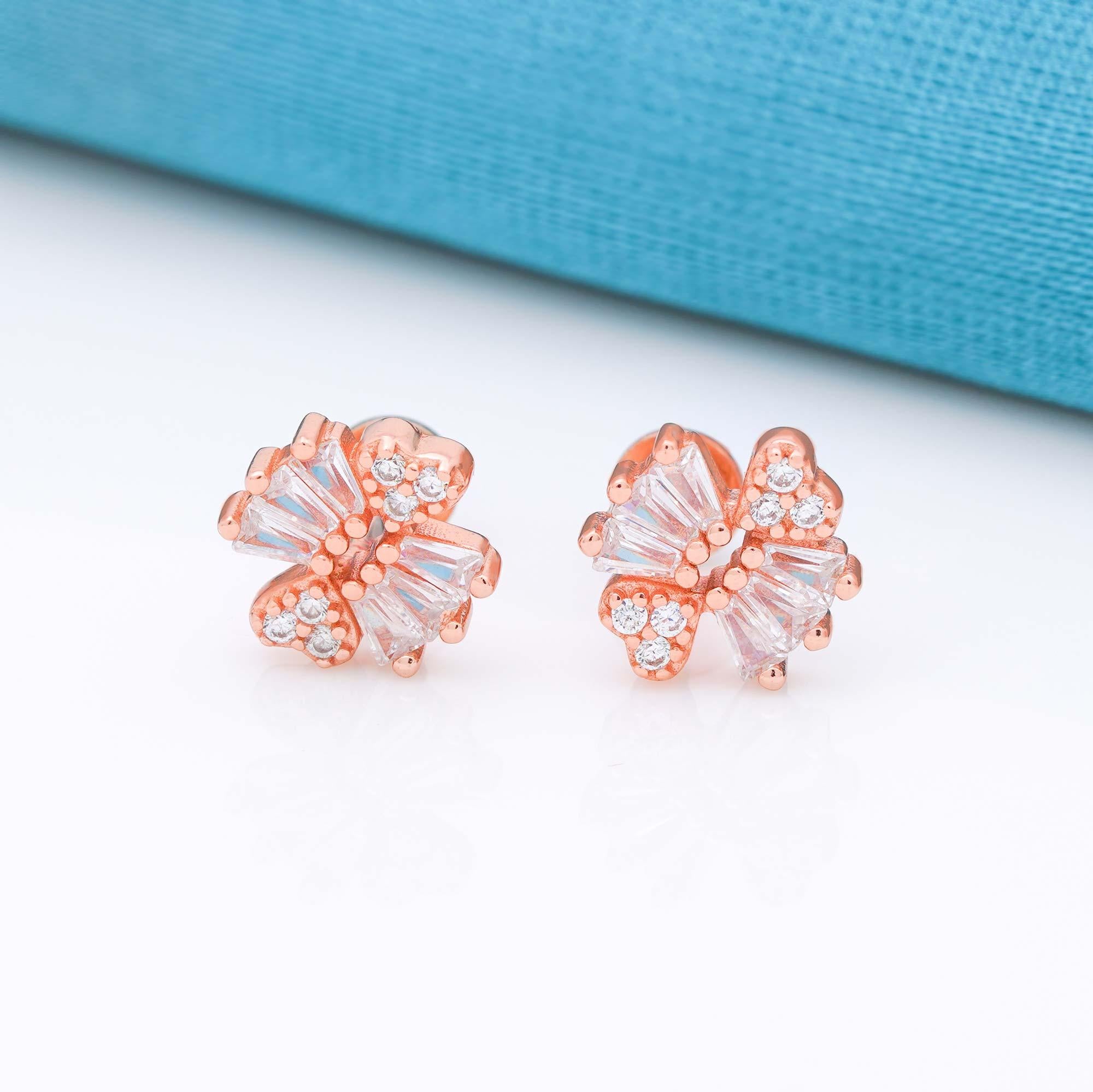925 Silver Baguette Bar Heart Stud - Ivanah Silver