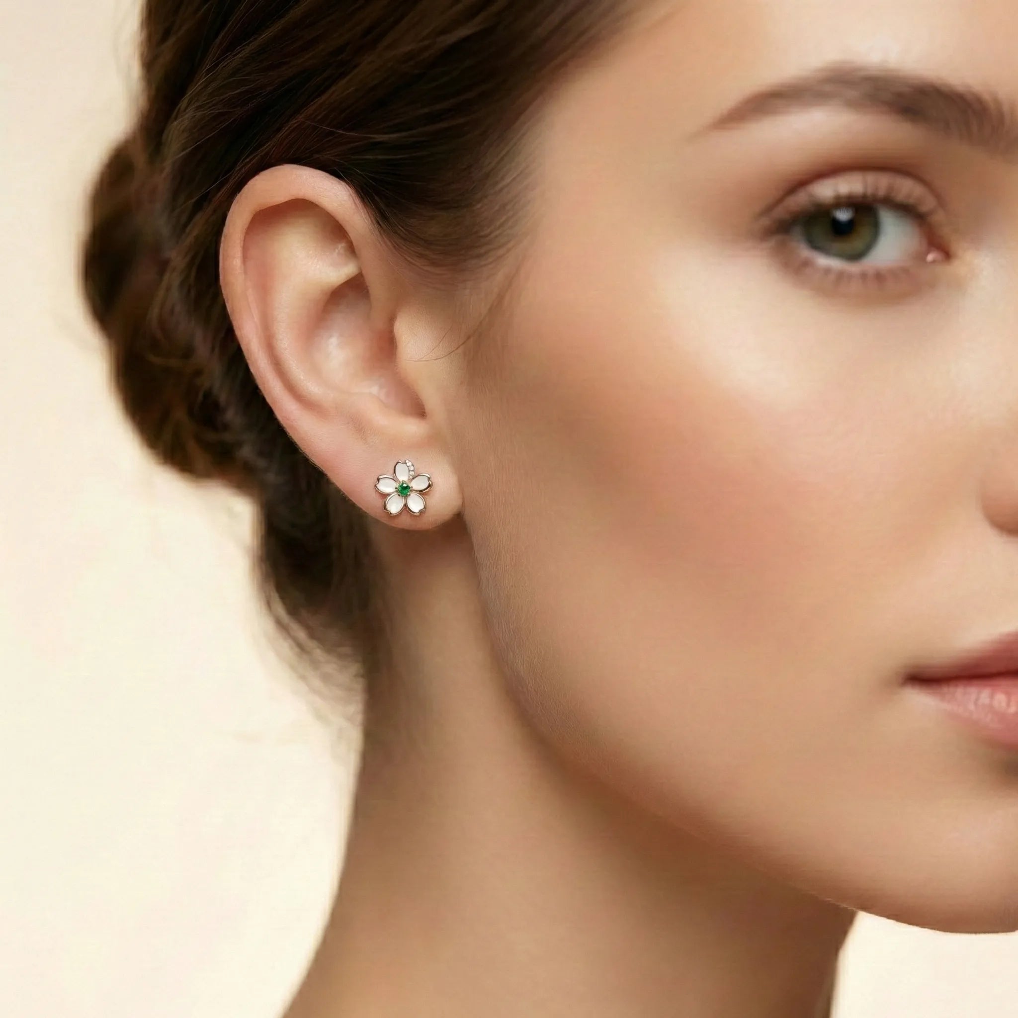 92.5 The Sakura Blossom Stud Ivanah Silver