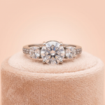 Elegant Three-Stone Round Brilliant Ring Ivanah Silver