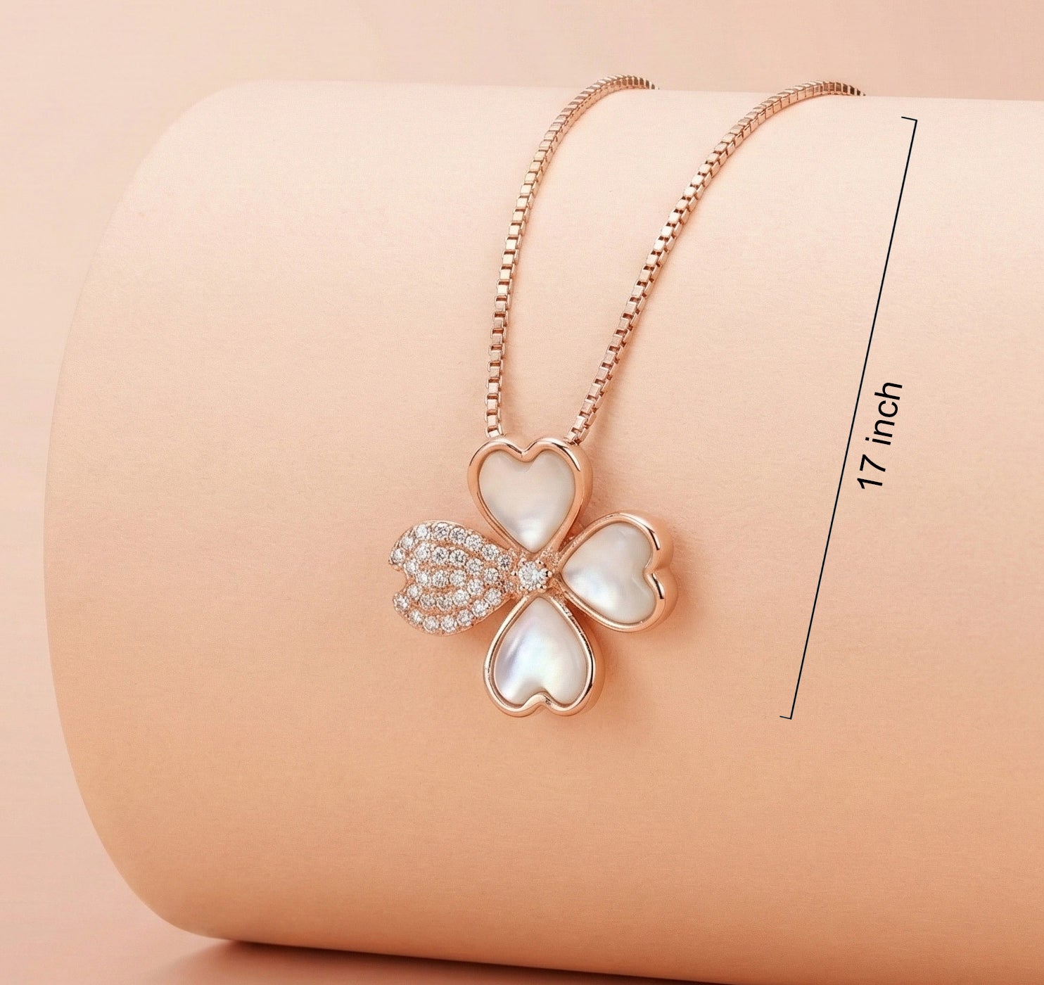 92.5 Rose Gold Mother of Pearl Clover Chain With Pendant Ivanah Silver