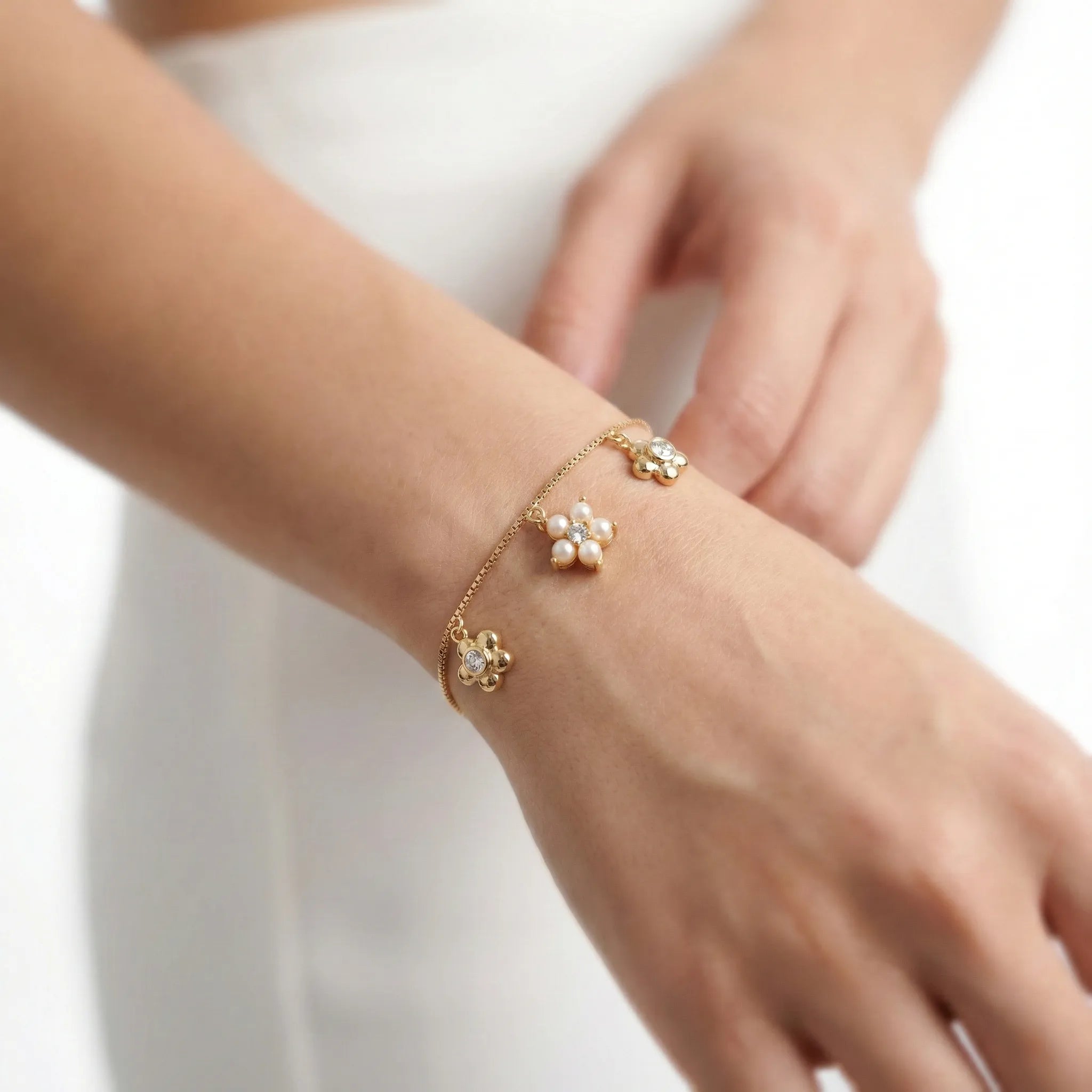 92.5 Silver Dainty Floral Dangle Bracelet Ivanah Silver