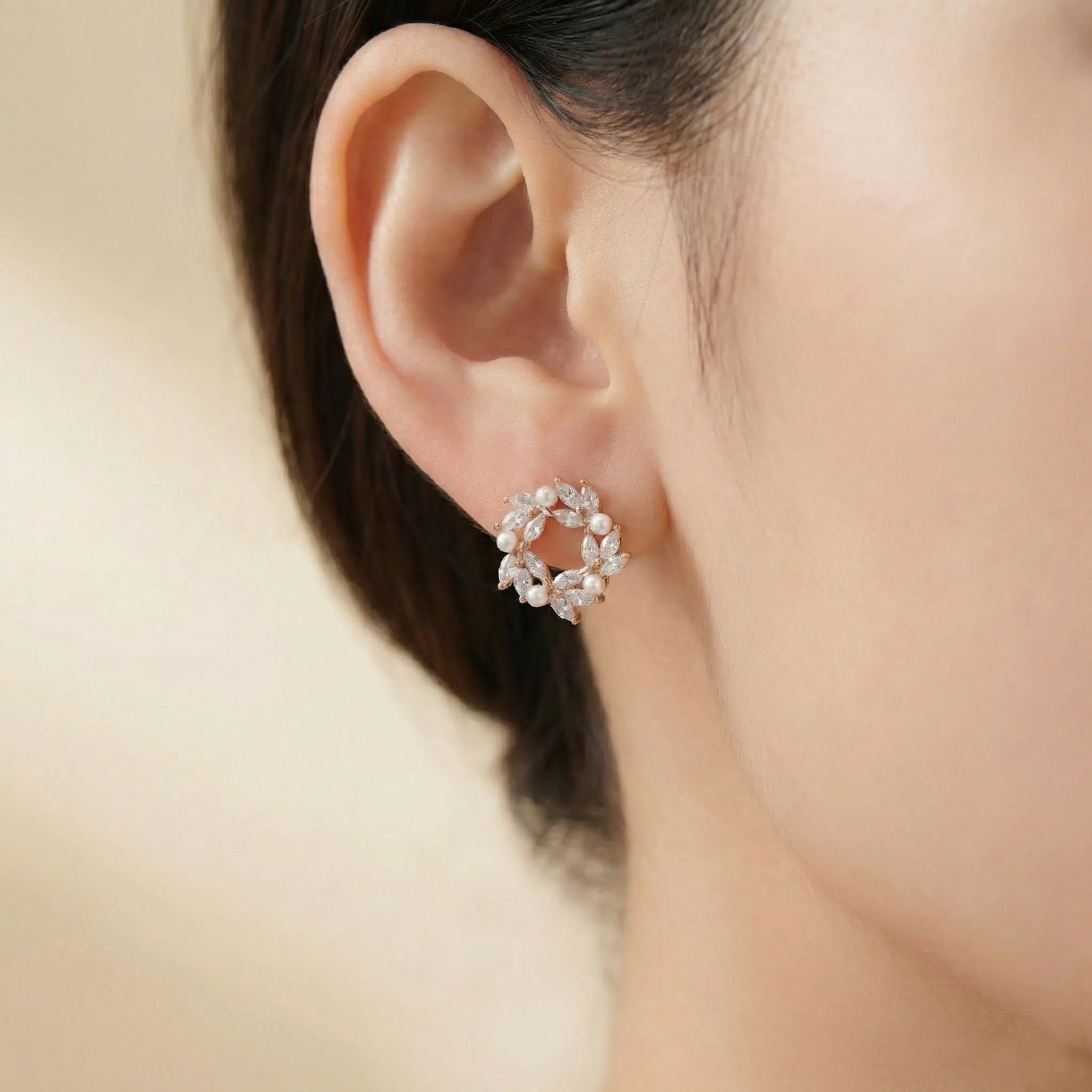 92.5 Rose Gold Silver Floral Pearl & Crystal Stud Ivanah Silver
