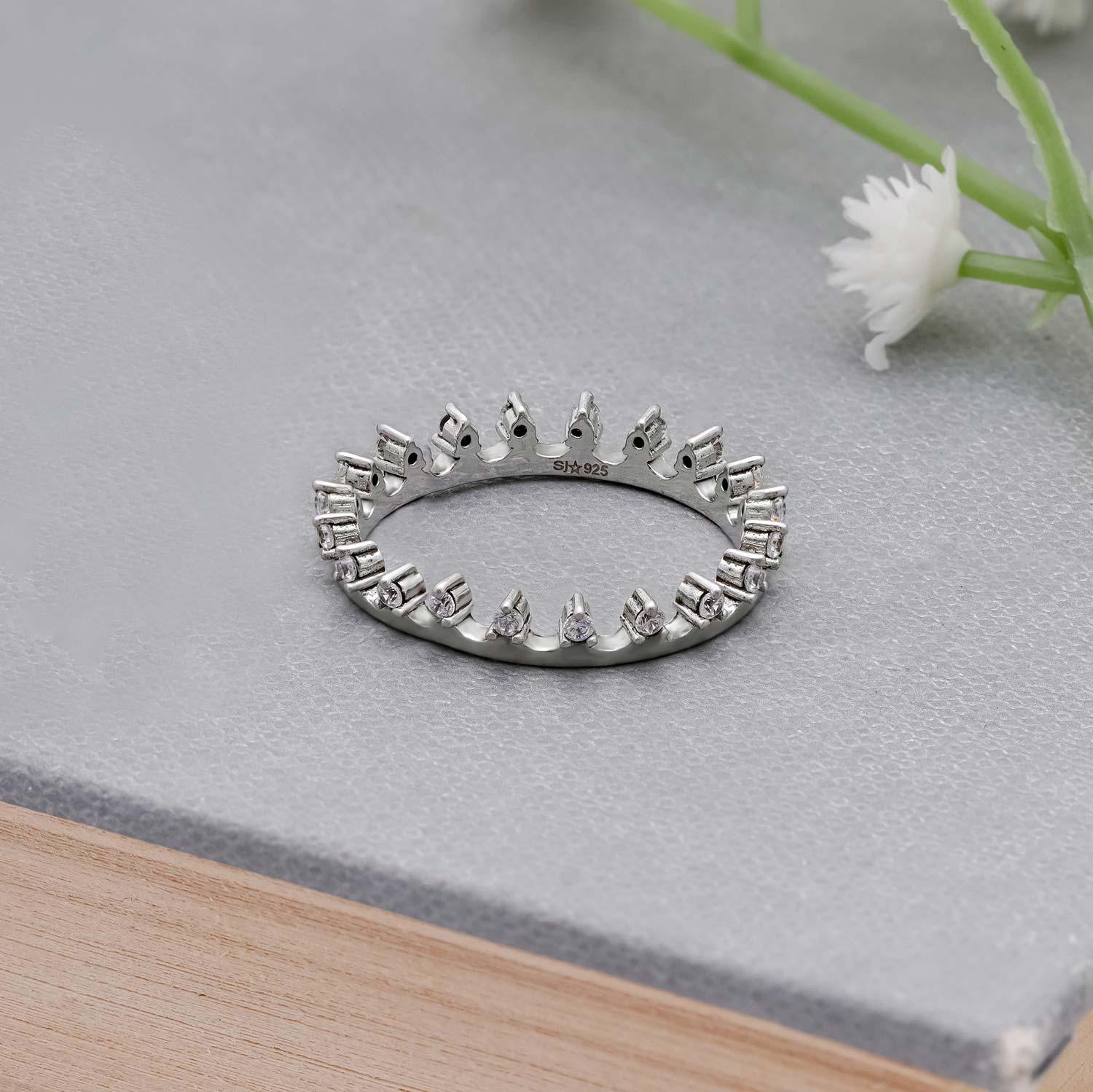 Minimalist Ring - Ivanah Silver