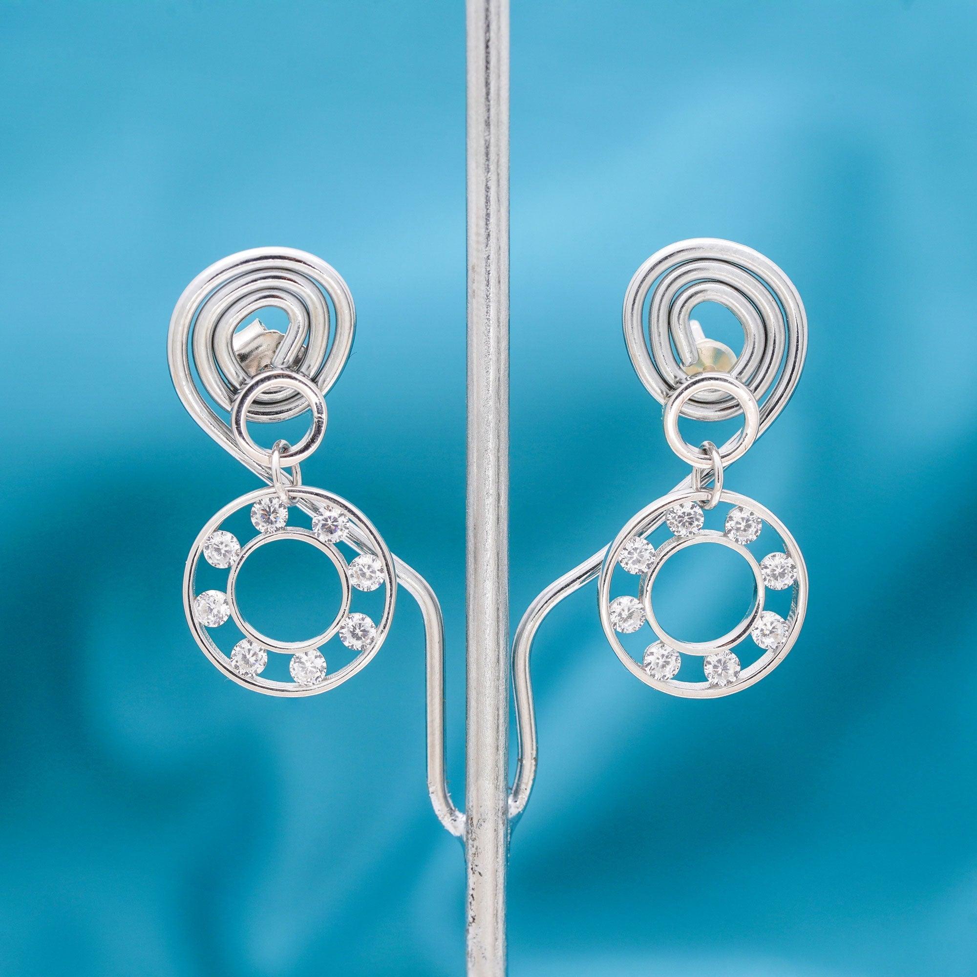925 Silver Cluster Circle Stud - Ivanah Silver
