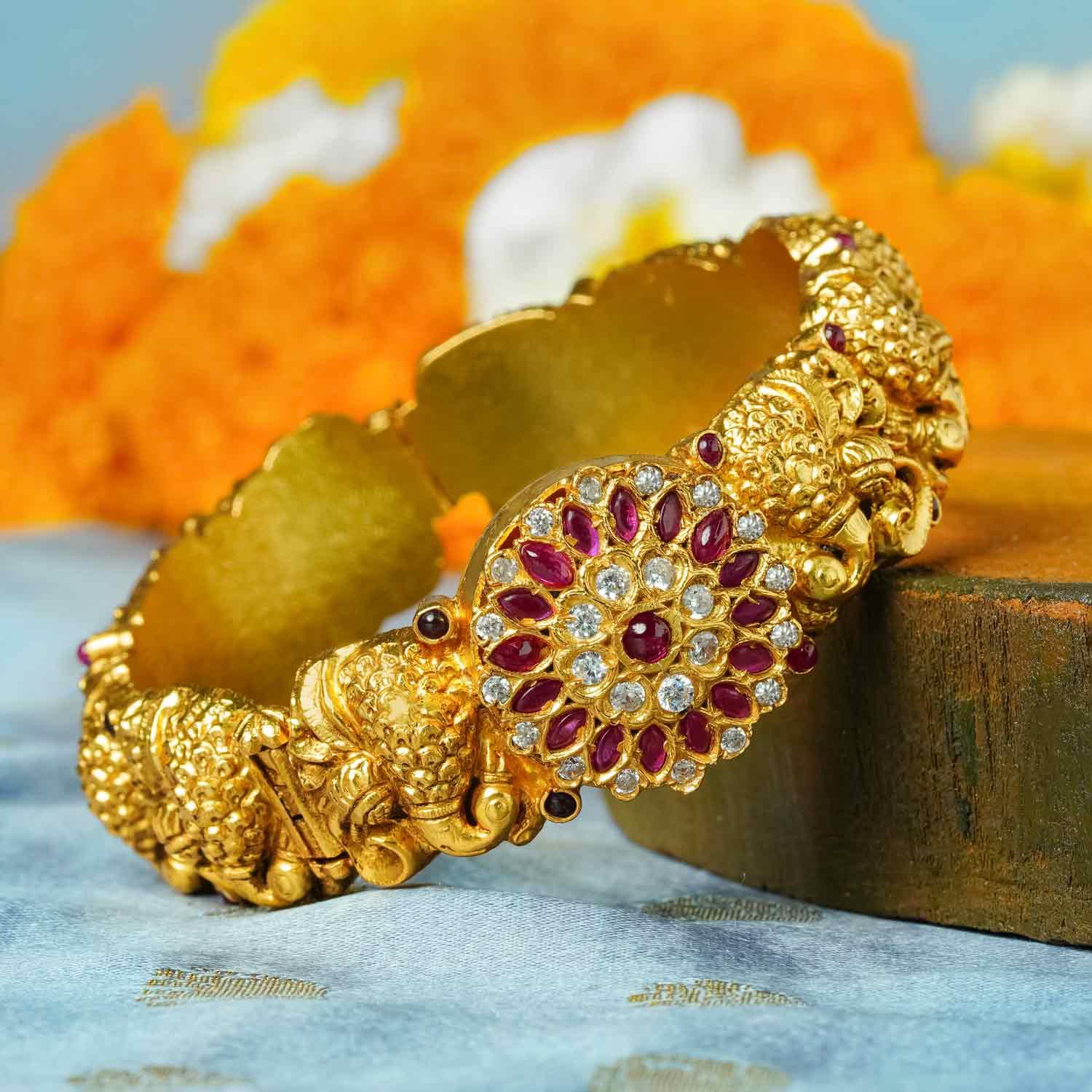 Hue of Annapakshi - Ivanah Silver